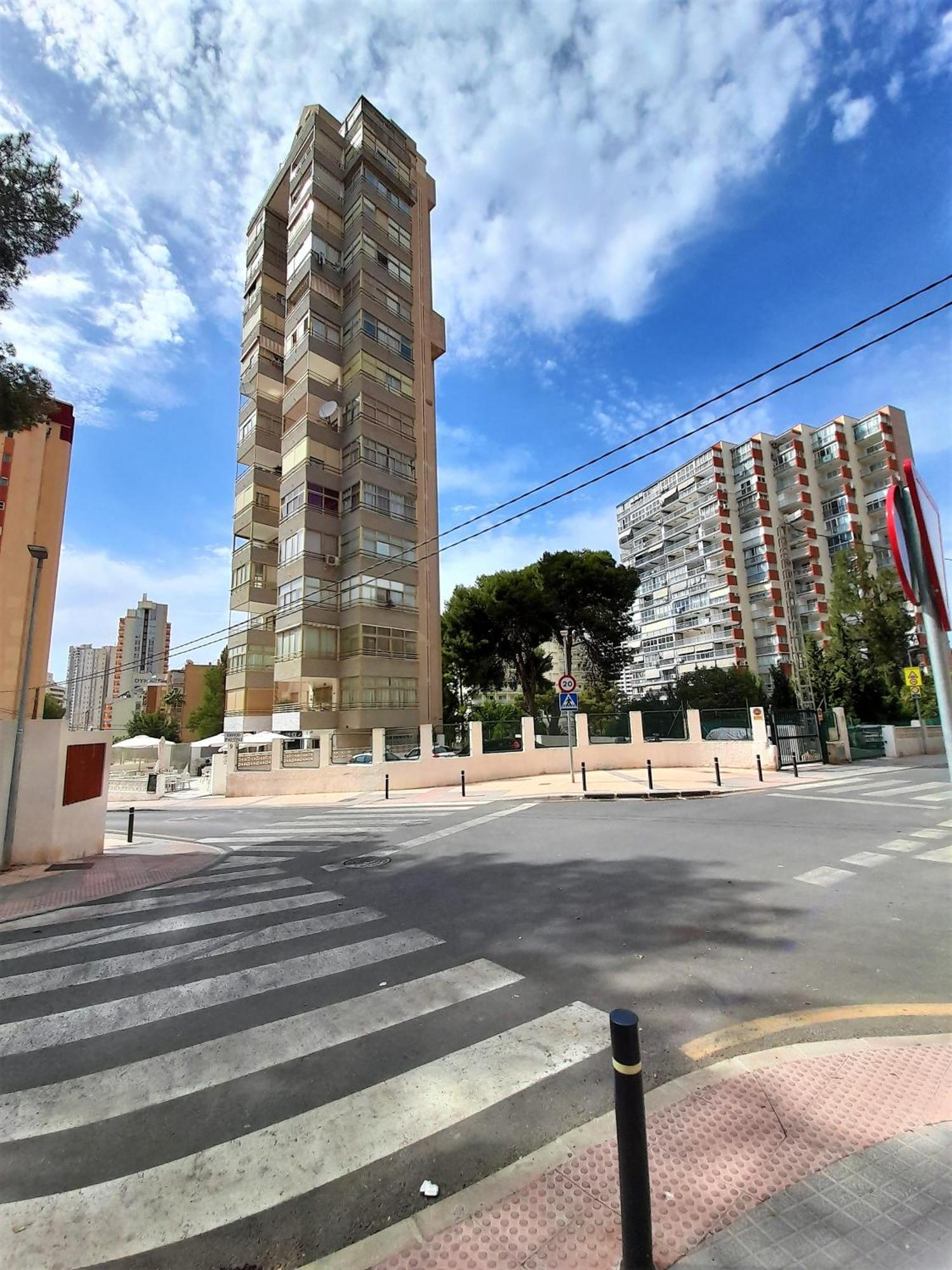 Agustina Apartment In Rincon De Loix -Free Parking, Wi-Fi, Pool, New Air Conditioning, Sea View Бенідорм Екстер'єр фото